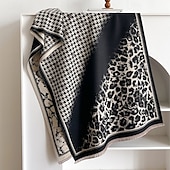 billige Sjal og omslag til kvinner-Dame Rektangulært skjerf Skjerf for kvinner Gate Daglig Stevnemøte Grå Svart Kaki Skjerf Leopard