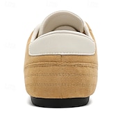 abordables Baskets-Baskets rouges pour hommes avec une élégante bande blanche, en cuir de vachette de qualité supérieure, idéales pour les tenues décontractées avant-gardistes, le style urbain et les journées actives