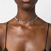 billige Halskjeder-Choker Halskjede Syntetisk Diamant Rhinstener Dame Elegant Årgang Klassisk Bryllup Sirkelformet Halskjeder Til Bryllup Fest Daglig