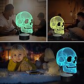 economico Illuminazione di Props di Halloween-Luce notturna a forma di teschio per bambini, lampada da tavolo a LED con illusione 3D, 16 colori cangianti, telecomando e timer, il miglior regalo di Natale, Halloween e compleanno per bambini.