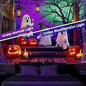preiswerte Halloween Garagentorabdeckung-Halloween Schwarzlicht Wandteppich süßer Geist UV reaktiv Leuchten im Dunkeln Wald verzerrter Berg nebliger Friedhof Geist hängender Wandteppich Wandkunst Wandmalerei für Wohnzimmer Schlafzimmer