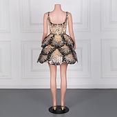 cheap Homecoming Dresses-A-Line Homecoming Dresses Elegant Dress Homecoming Cocktail Party Short / Mini Sleeveless Square Neck Sequined with Sequin Appliques