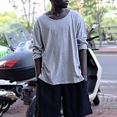 abordables t-shirts de base-Homme T-shirt Chemise à Manches Longues manche longue Col ras du cou Printemps Automne Uni Mode Designer Basique Classique Vacances Rue Sortir Noir Blanche Bleu T-shirt haut de gamme pour homme