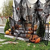 economico Halloween-Tenda in garza nera spettrale da 1 pezzo per Halloween, perfetta per decorazioni di case infestate, discoteche e stanze di fuga, tessuto in poliestere, decorazioni di Halloween, contenitore