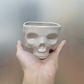 billige Halloween-menneskeskallebolle for å spise matsikker skjeletthode pastabolle bærbar frokostblandingbeger hjemmebar godteriservering &amp;punch dispenser retro gotisk bordplate ornament goth spisebord midtpunkt