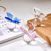 olcso Szoborok-kristályüveg pillangófigura átlátszó gömb alakú talppal, elegáns üveg állatszobor lakberendezéshez, átlátszó pillangó dísz polcra, asztalra vagy ajándéktárgynak