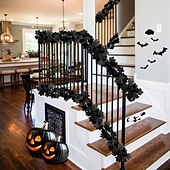 abordables Halloween-Guirlande de feuilles d&#039;érable artificielles noires en plastique, lot de 2, 68,89 $ - polyvalente, aucune électricité nécessaire, fausses feuilles d&#039;automne pour la décoration intérieure, les mariages