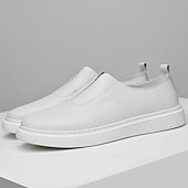 abordables Chaussures Décontractées Slip-On-Chaussures blanches à enfiler en cuir pour hommes - minimalistes et confortables, adaptées aux professionnels occupés au bureau et dans des environnements décontractés