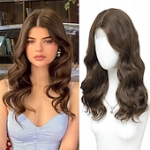economico Parrucche trendy sintetiche-Parrucche castane con mèches per donna, lunghezza media, riga centrale da 18 pollici, corte, ricce e ondulate, parrucche da donna in capelli sintetici naturali per uso quotidiano per feste/Halloween