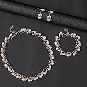 abordables Parures de Bijoux-Parure de bijoux 3 Perle Perle Chrome 1 Collier Boucles d&#039;oreilles Collier Femmes Élégant ancien Mode Le style rétro Classique Fleur Parure de Bijoux Pour Mariage Soirée robe demoiselle d honneur