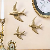 baratos esculturas de parede-Decoração de parede moderna de pássaro voador em resina 3 peças, escultura minimalista de andorinha para pendurar na parede para sala de estar, quarto, escritório, loja ou decoração de festa