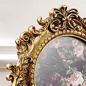 お買い得  彫刻-ヨーロッパのレトロな金色のレース装飾が施された円形の装飾フォトフレーム1個。ランダムな内側の紙が付属し、写真の展示やホームデコレーション、撮影小道具として最適です。