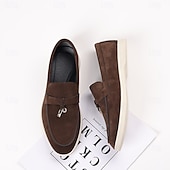 Brune herreloafers i semsket skinn med metalldetaljer – komfortable, casual businesssko til jobb, middager og høstantrekk billige Slip-ons og loafers til herrer-Brune herreloafers i semsket skinn med metalldetaljer – komfortable, casual businesssko til jobb, middager og høstantrekk