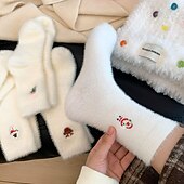 abordables calcetines caseros-Calcetines navideños de invierno para mujer, calcetines gruesos y cálidos con muñeco de nieve. &amp;Calcetines navideños de felpa de visón blanco acogedores con diseño de Papá Noel y bonitos calcetines