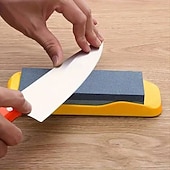 economico Utensili e gadget da cucina-2 pietre per affilare a doppia faccia con elevata durezza – base in plastica antiscivolo, affilacoltelli manuali per coltelli da cucina, colori casuali