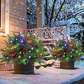 abordables Coronas, Guirnaldas &amp; Adornos-Urna de árbol de Navidad artificial preiluminada, decoración navideña para exteriores con plantas artificiales adornadas con adornos variados y luces LED blancas preinstaladas, decoración navideña con