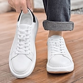 billiga Herrsneakers-Vita herrsneakers - stilren och mångsidig, för aktiva herrar inom sport och vardagsbruk