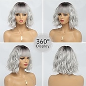 economico Parrucche trendy sintetiche-parrucche corte argentate per donne, parrucca bob ondulata grigia sfumata con frangia, capelli sintetici di media lunghezza, parrucca con radici scure e onde d&#039;acqua, parrucche grigie colorate