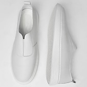 abordables Chaussures Décontractées Slip-On-Chaussures blanches à enfiler en cuir pour hommes - minimalistes et confortables, adaptées aux professionnels occupés au bureau et dans des environnements décontractés