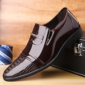 billiga Slip-ons och loafers till herrar-Glansiga svarta lackloafers för män med spänne – eleganta finskor för formella evenemang och bröllop