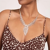 Недорогие Комплекты украшений-Свадебные комплекты ювелирных изделий 2 Циркон Искусственный бриллиант 1 ожерелье Серьги Жен. Элегантный стиль Роскошь Милая Милый С кисточками Любовь драгоценный Необычные Комплект ювелирных изделий