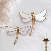 economico Sculture-libellula dalla coda curva in resina color oro – decorazione murale a forma di insetto con finitura a specchio, da collezione per gli appassionati di insetti, ornamento creativo per la casa, le feste