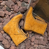 economico Stivaletti alla caviglia-stivali alti da uomo in pelle scamosciata gialla: un trend setter urbano, un comodo design con lacci per un uso casual o quotidiano