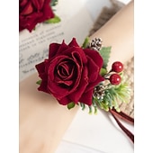 preiswerte Hochzeit ACC-Weihnachts-Ansteckblume und Boutonniere-Set mit roten Rosen für Damen, elegantes florales Armband und Anstecknadel mit Tannenzapfen &amp;Beeren für die Weihnachtsfeier &amp;Winterhochzeit