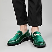 preiswerte Slipper-grüne Herren-Loafer aus Kunstleder mit goldenen Zierschlaufen – elegante Weihnachtsfeier-Schuhe für stilbewusste Männer