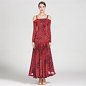 abordables Standard  Ballroom-Animal Print Off-Shoulder Ballroom Dance Dress for Women - Long Sleeve A-Line Gown for Competitions, Latin, and Dance Events