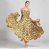 abordables Standard  Ballroom-Animal Print Off-Shoulder Ballroom Dance Dress for Women - Long Sleeve A-Line Gown for Competitions, Latin, and Dance Events