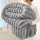 זול שמיכות וכיסויים-שמיכת פרווה ארנבת יוקרתית בצבע אחיד עבה וחמה קטיפה חלבית לזרוק שמיכת קטיפה רכה ונעימה למיטה במשרד