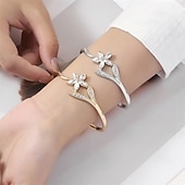 cheap Bracelets-Zircon Classic Flower Shape Fashion Cute Personalized Trendy Chrome Bracelet Jewelry Silver / Golden For Wedding Party Engagement Prom