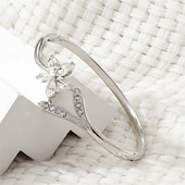 cheap Bracelets-Zircon Classic Flower Shape Fashion Cute Personalized Trendy Chrome Bracelet Jewelry Silver / Golden For Wedding Party Engagement Prom