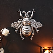 voordelige muur sculpturen-Wanddecoratie van een vliegende bij van hars, een uniek hangend ornament met insectenthema, perfect voor feestdecoratie, kamerdecoratie, woonaccessoires en wanddecoratie met een natuurlijke