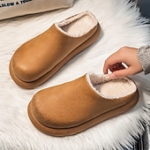 economico Zoccoli e pianelle da uomo-comode scarpe slip-on da uomo foderate in pelliccia: morbide, calde, perfette per ricevimenti di nozze rilassati e riunioni al chiuso