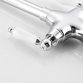 preiswerte Waschbeckenarmaturen-Waschbeckenarmatur - Klassisch Antikes Messing Mittelset Zwei Griffe Ein LochBath Taps
