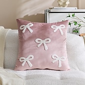 abordables Coussins, inserts et housses-Housse de coussin décorative en velours pour la Saint-Valentin, avec un joli nœud papillon, idéale pour le canapé. Style tendance, douce et moelleuse, parfaite pour le salon et la chambre.