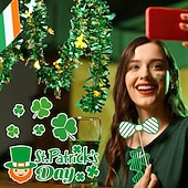  2 штуки, всего 10 метров, металлическая гирлянда ко Дню Святого Патрика - узор из клевера и трилистника, зеленая и золотая, металлизированная, подходит для ирландской вечеринки и украшения дома.