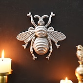 voordelige muur sculpturen-Wanddecoratie van een vliegende bij van hars, een uniek hangend ornament met insectenthema, perfect voor feestdecoratie, kamerdecoratie, woonaccessoires en wanddecoratie met een natuurlijke