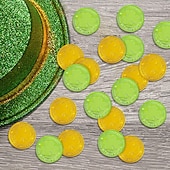 tanie Dzień Świętego Patryka-Złote monety na dzień św. Patryka - 100/200 sztuk złotych zielonych monet na szczęście, plastikowe monety koniczyna skrzat, moneta z 3-listną koniczyną do dekoracji i upominków na imprezę