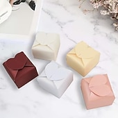 cheap Valentine's Day-50pcs Valentine's Day Wedding Theme Candy Gift Box Party Favor Boxes  Heart Decoration Box  Decorative Bow Finish Christmas Halloween