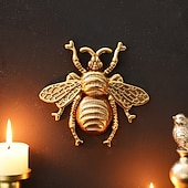 voordelige muur sculpturen-Wanddecoratie van een vliegende bij van hars, een uniek hangend ornament met insectenthema, perfect voor feestdecoratie, kamerdecoratie, woonaccessoires en wanddecoratie met een natuurlijke
