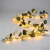 voordelige Luzes interiores a pilhas e USB-Artificial Eucalyptus Leaf Wreath String Lights Green Leaves Simulated Hanging Plant 1.7m 20LEDs for Weddings Valentine's Day Bedroom Balcony, Garden Dining Table Holiday Decoration