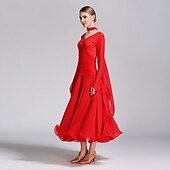 abordables Salón de Baile Estándar-Vestido de baile de salón rojo para mujer, cuello en V, cintura fruncida, manga larga, vestido de vals, traje de competición estándar moderno.
