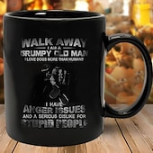 economico Tazze e tazzine-Tazza regalo divertente "vai via sono un vecchio brontolone amo i cani più degli umani" Tazza da caffè in ceramica nera, regalo divertente per gli amanti dei cani brontoloni, perfetta per i