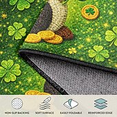 abordables Felpudo-St Patrick's Day Doormat 2D Flat Print Design Featuring Gnome with Pot of Gold and Shamrocks on Sparkling Green Background