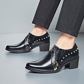 voordelige Loafers-Zwarte herenschoenen van lakleer met studs – stoere formele schoenen voor feestjes, gala's en trendy evenementen.