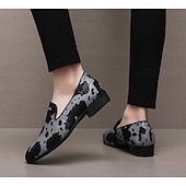 economico Mocassini-mocassini da uomo in similpelle con stampa mucca, alla moda e comodi, perfetti per occasioni semi-formali e uscite informali