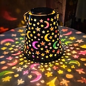 abordables Luces de camino y linternas-Farol solar exterior impermeable colgante, diseño retro hueco con proyección de mariposa, decoración LED para jardín, patio, regalo para mujeres, mamá y abuela.
